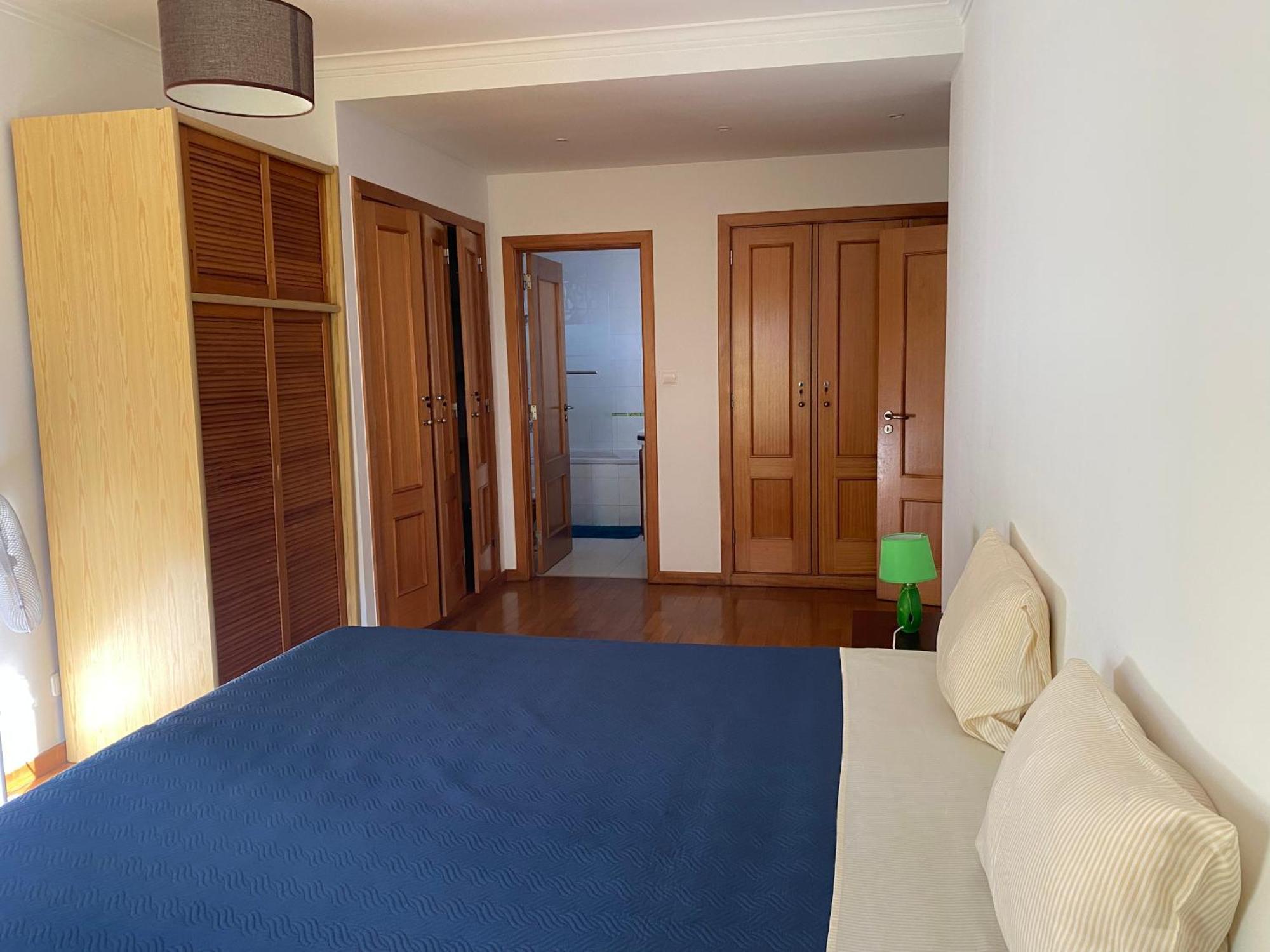 Apartamento novo muito confortável com vista Rio Algés Exterior foto